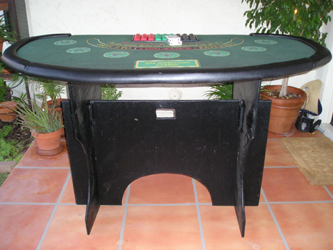 Black tables for rent